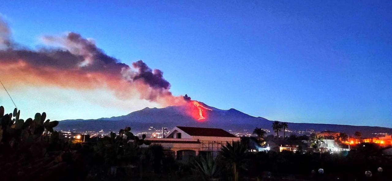 Villa Casa Del Sole "Tra L'Etna E Il Mare" à Acireale Extérieur photo