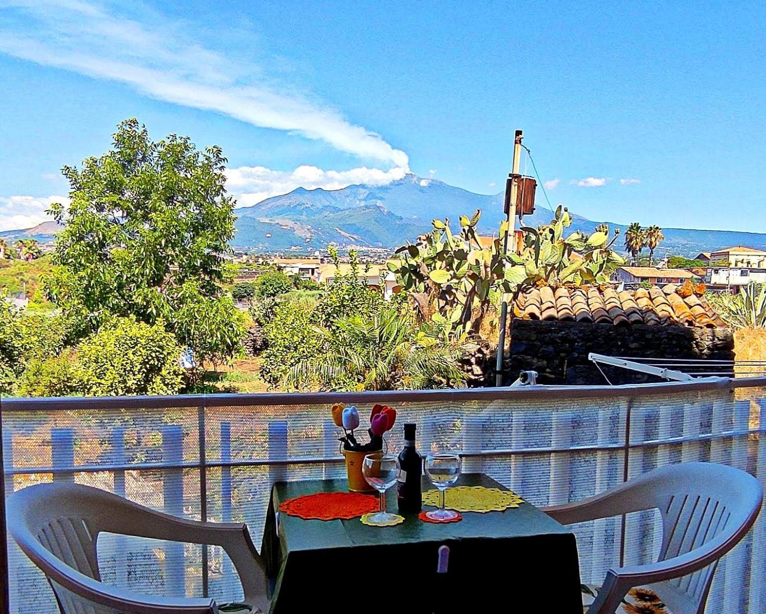 Villa Casa Del Sole Con Vista Sull'Etna A 200 Mt Dal Mare à Acireale Extérieur photo